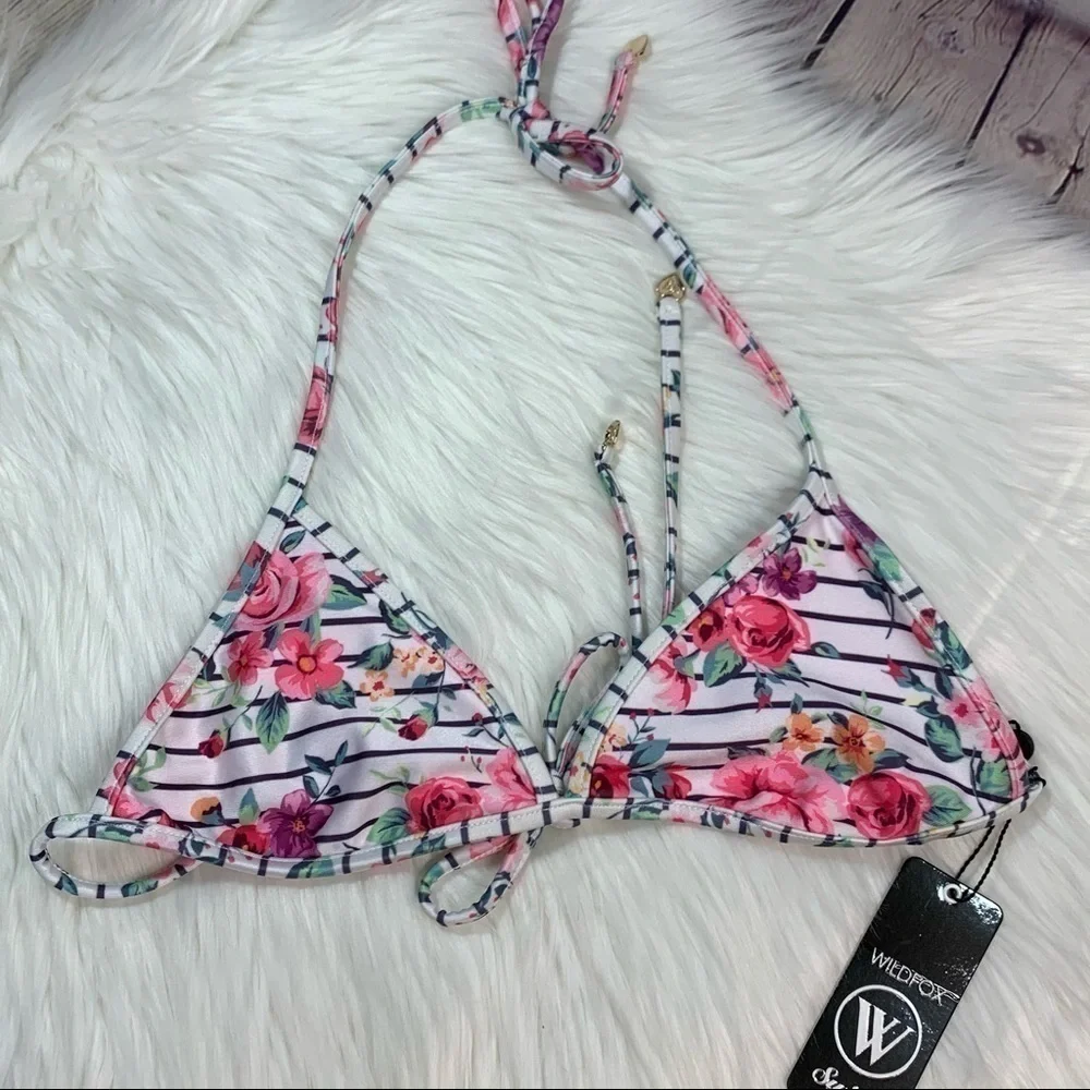 NWT Wildfox 90’s Floral Bikini Top